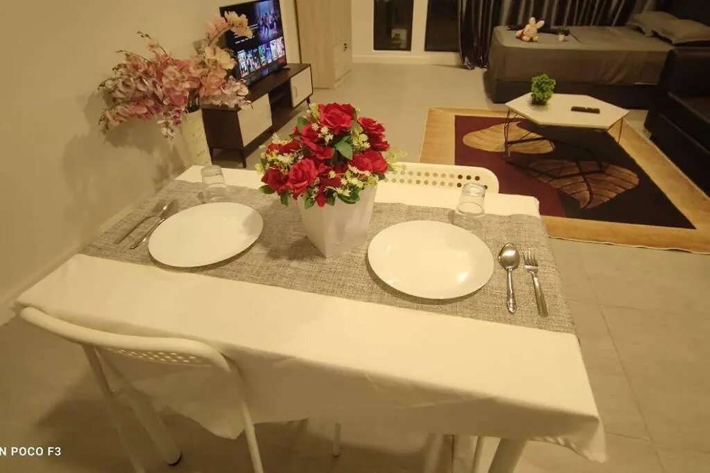 Bs228-Klia -Self Check-In-Wifi-Netflix-Parking-Pool, 5092 Apartment Sepang