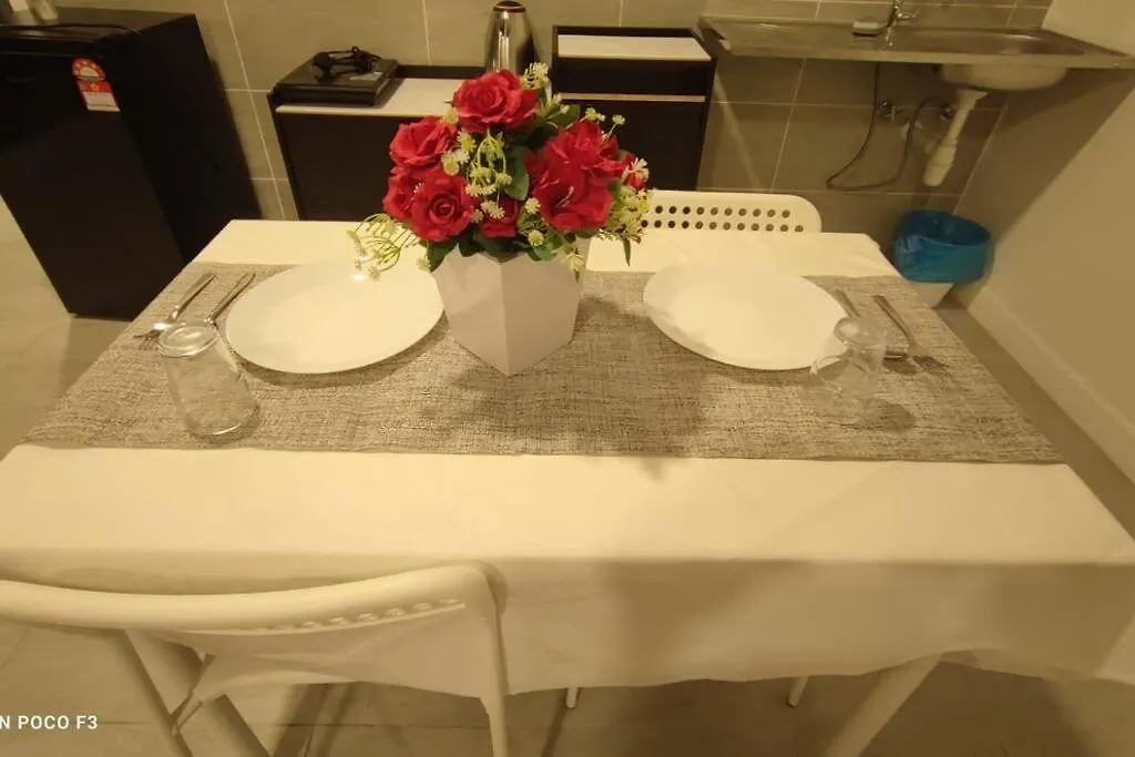 Bs228-Klia -Self Check-In-Wifi-Netflix-Parking-Pool, 5092 Apartment Sepang Malaysia