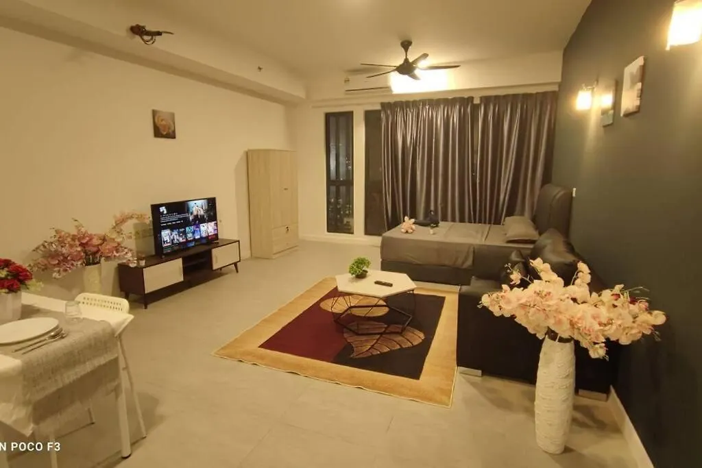 Bs228-Klia -Self Check-In-Wifi-Netflix-Parking-Pool, 5092 Apartment Sepang